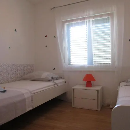 Apartman With A Parking Space Tribunj, - 11023