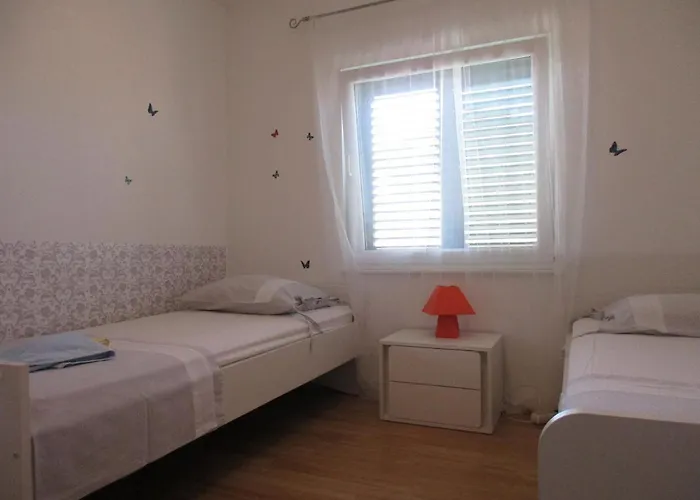 Apartamento With A Parking Space Tribunj, - 11023